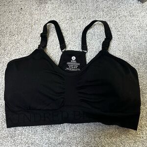 Kindred Bravely Nursing and Pumping Sports bra - Size Medium Busty